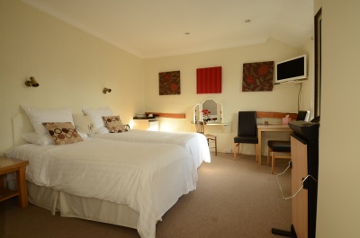 The Falcon Inn - Denham - room image title 44
